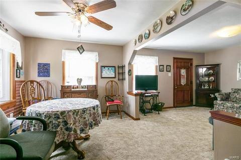 3729 Midview Ave, Bridgeton, MO 63044 photo 3