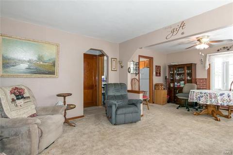 3729 Midview Ave, Bridgeton, MO 63044 photo 4