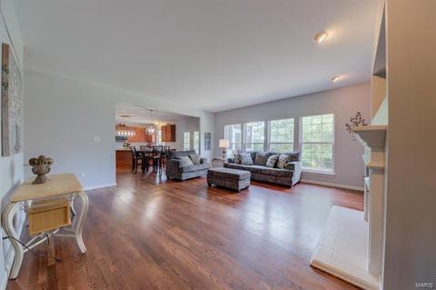 17 Wind Hill Ct, O'fallon, MO 63368 photo 10