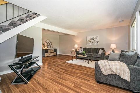 2625 Hampton Rd, Saint Charles, MO 63303 photo 6