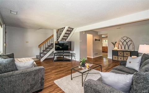 2625 Hampton Rd, Saint Charles, MO 63303 photo 7