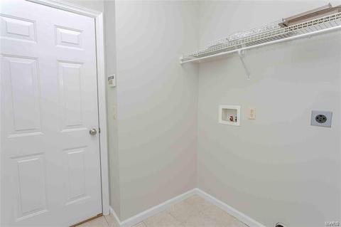 698 Hawk Run Dr, O'fallon, MO 63368 photo 17