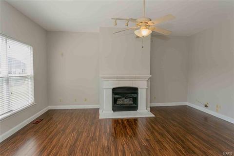 698 Hawk Run Dr, O'fallon, MO 63368 photo 10