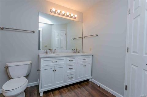 698 Hawk Run Dr, O'fallon, MO 63368 photo 13