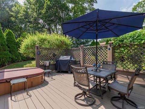 433 Dana Meadows Dr, Ballwin, MO 63021 photo 14