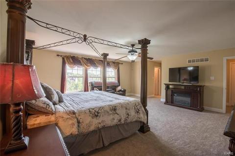920 Bentley Park Cir, O'fallon, MO 63368 photo 11