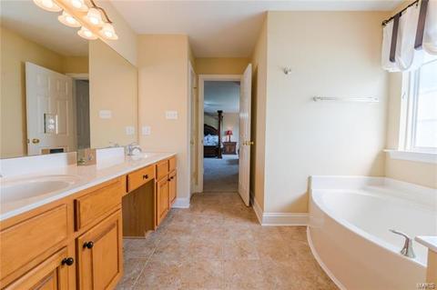 920 Bentley Park Cir, O'fallon, MO 63368 photo 13