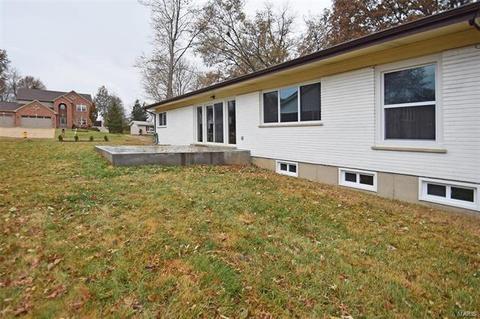 839 Woodruff Dr, Ballwin, MO 63011 photo 11
