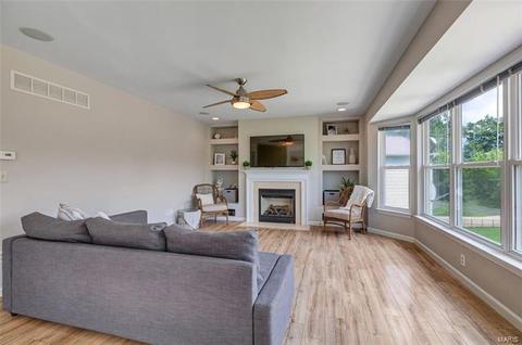 412 Covered Bridge Ln, O'fallon, MO 63368 photo 12