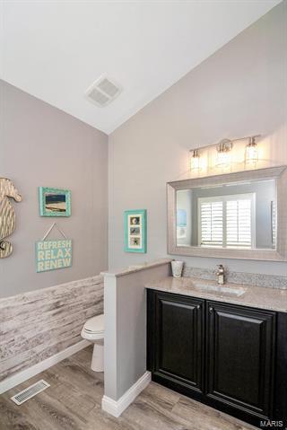 2 Hillington Ct, Eureka, MO 63025 photo 32