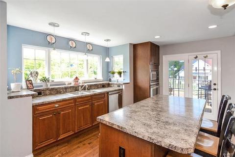 2 Hillington Ct, Eureka, MO 63025 photo 16