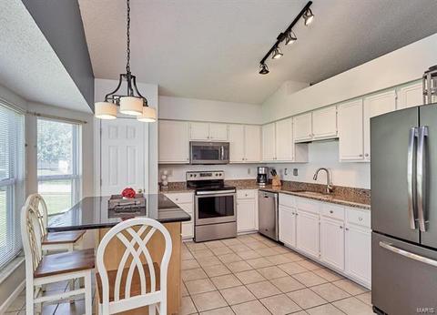 1207 Bellow Falls Dr, O'fallon, MO 63368 photo 17