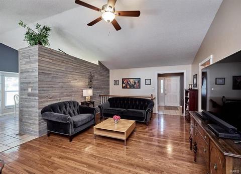 1207 Bellow Falls Dr, O'fallon, MO 63368 photo 8