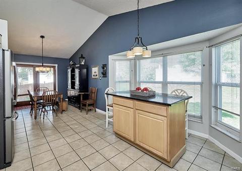 1207 Bellow Falls Dr, O'fallon, MO 63368 photo 21