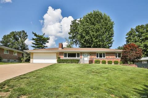 121 Vlasis Dr, Ballwin, MO 63011 photo 1