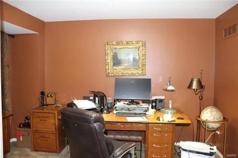 451 Mark Wesley Ln, Ballwin, MO 63021 photo 16