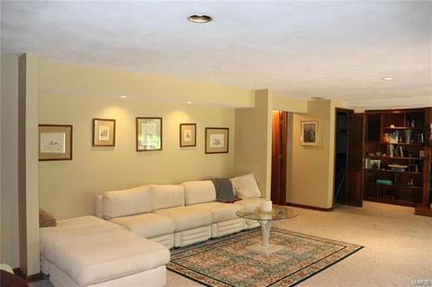 451 Mark Wesley Ln, Ballwin, MO 63021 photo 28