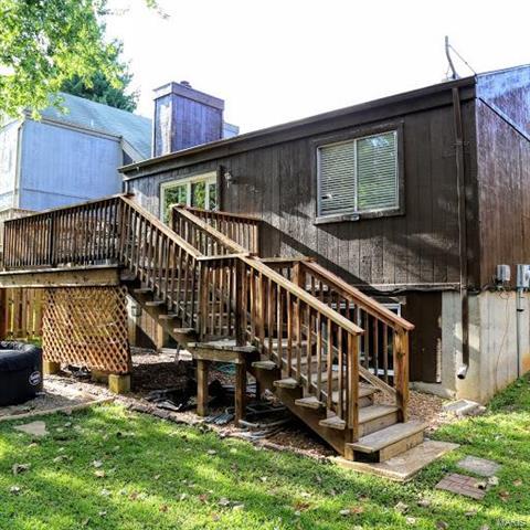 1648 Country Hl, Manchester, MO 63021 photo 4