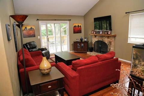 1648 Country Hl, Manchester, MO 63021 photo 5