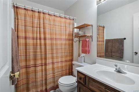1509 Caper Wood Ct, Ballwin, MO 63021 photo 11