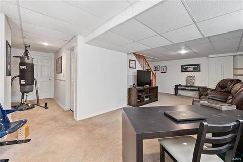 1509 Caper Wood Ct, Ballwin, MO 63021 photo 13