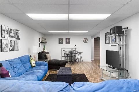 821 King George Ct, Manchester, MO 63021 photo 32