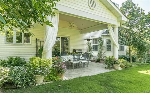 827 Mallard Woods Dr, Manchester, MO 63021 photo 4