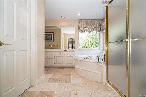 827 Mallard Woods Dr, Manchester, MO 63021 photo 29