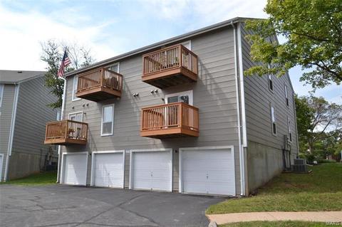 1335 Holgate Dr #A, Ballwin, MO 63021 photo 2