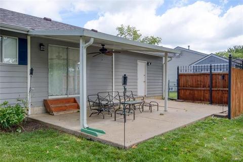1374 Half Moon Dr, O'fallon, MO 63366 photo 18