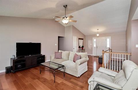 235 England, O'fallon, MO 63366 photo 13
