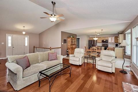 235 England, O'fallon, MO 63366 photo 10