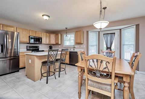 235 England, O'fallon, MO 63366 photo 14