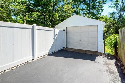 420 Rosedale Ter, Ballwin, MO 63021 photo 4