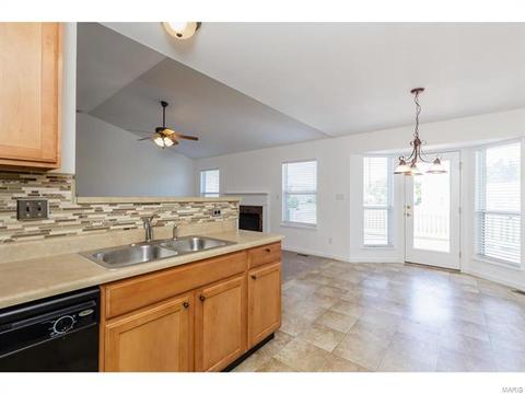983 Tilestone, O'fallon, MO 63366 photo 14