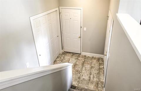 3 Windrose Ct, O'fallon, MO 63366 photo 2