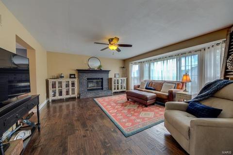 513 Pinehurst Woods Ct, O'fallon, MO 63366 photo 11