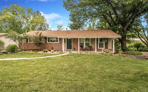 805 Rockhurst Dr, Manchester, MO 63021 photo 1