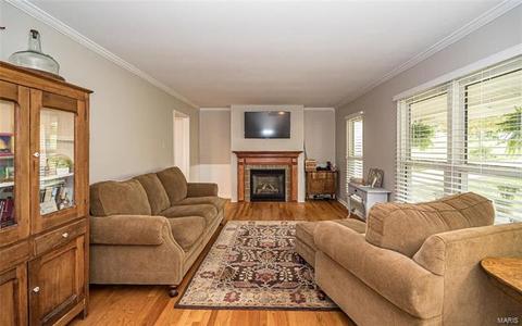 805 Rockhurst Dr, Manchester, MO 63021 photo 3