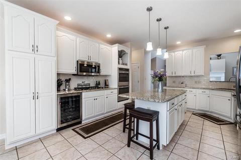 301 Perceval Dr, Weldon Spring, MO 63304 photo 11
