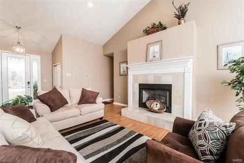 301 Perceval Dr, Weldon Spring, MO 63304 photo 13