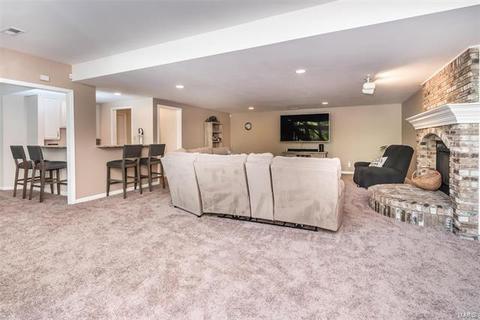 301 Perceval Dr, Weldon Spring, MO 63304 photo 32