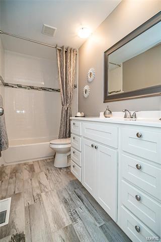 820 Windmill Dr, Ballwin, MO 63011 photo 28