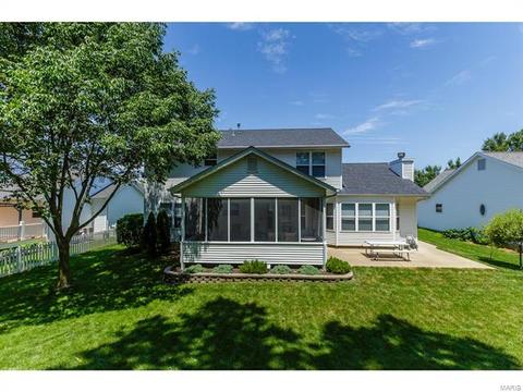 253 E Governor Pl, Saint Charles, MO 63301 photo 6