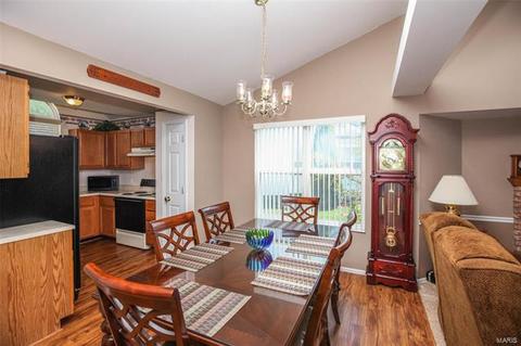5087 Danielle Dr, Saint Charles, MO 63304 photo 6