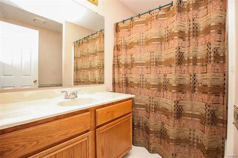 5087 Danielle Dr, Saint Charles, MO 63304 photo 11