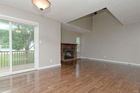 1009 Pocono, Ballwin, MO 63021 photo 9