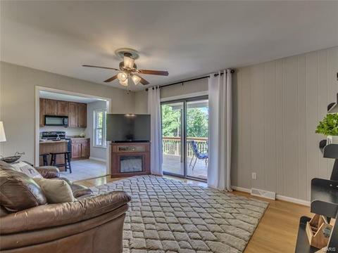 915 Salem Way, Ellisville, MO 63021 photo 8