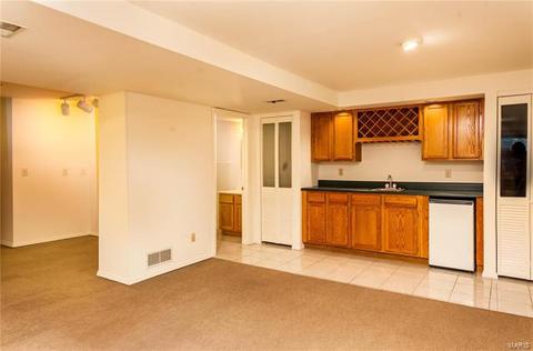 1036 Oak Glen Cir, Ballwin, MO 63021 photo 34