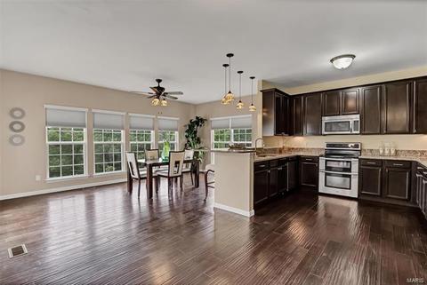 19 Bluff Brook Ct, O'fallon, MO 63366 photo 11